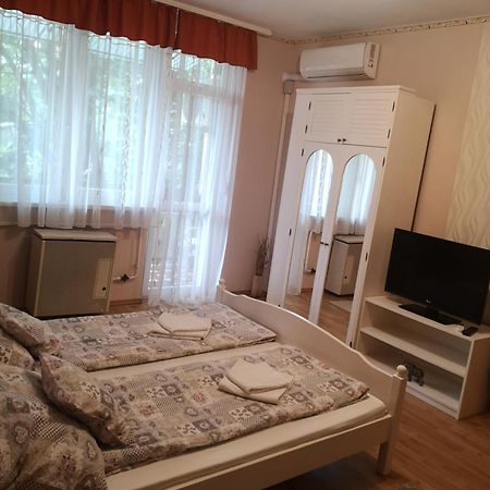 Natasa Apartman Orosháza Eksteriør bilde